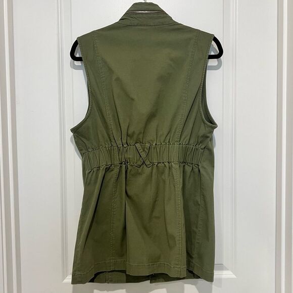 Cabi Explorer Utility Vest in Olive Green Style# 5101 Size Medium Full Zip - Picture 10 of 15